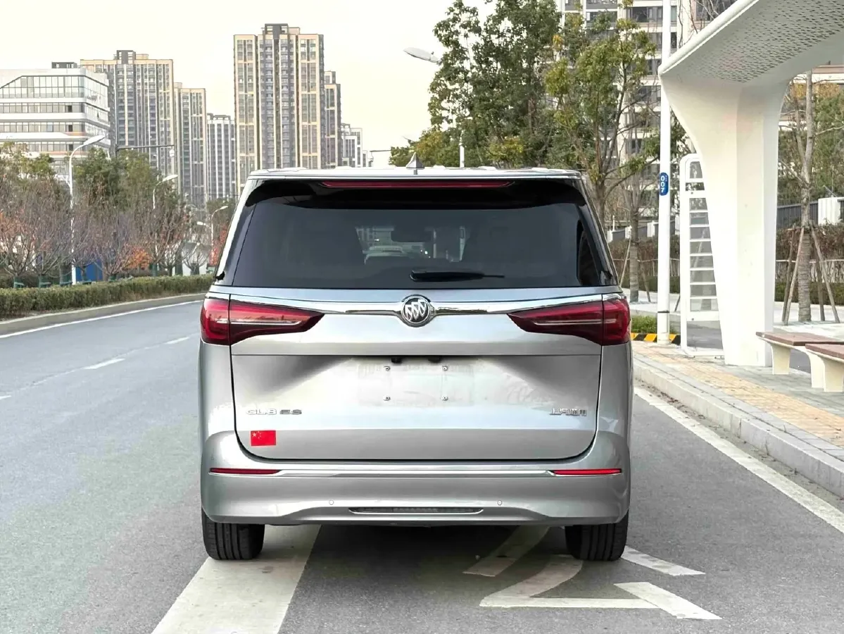 2023 Buick GL8 2.0T 237HP L4 9AT,autocango,china used car exporter,china ev exporter,chinese used car exporter,chinese used ev exporter