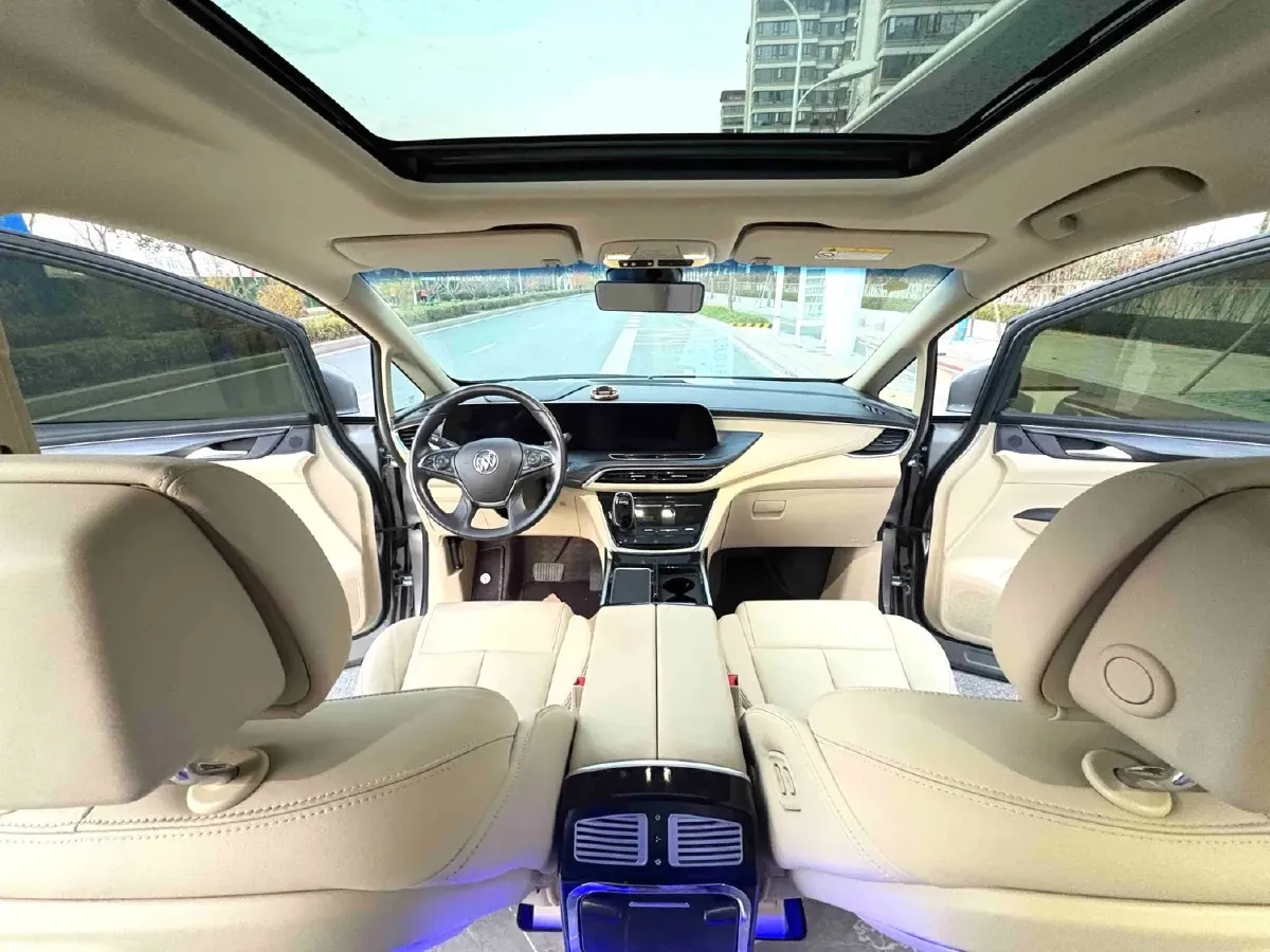 2023 Buick GL8 2.0T 237HP L4 9AT,autocango,china used car exporter,china ev exporter,chinese used car exporter,chinese used ev exporter