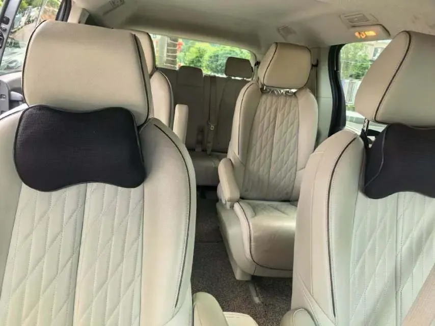 2021 Buick GL8 2.0T 237HP L4 9AT,autocango,china used car exporter,china ev exporter,chinese used car exporter,chinese used ev exporter