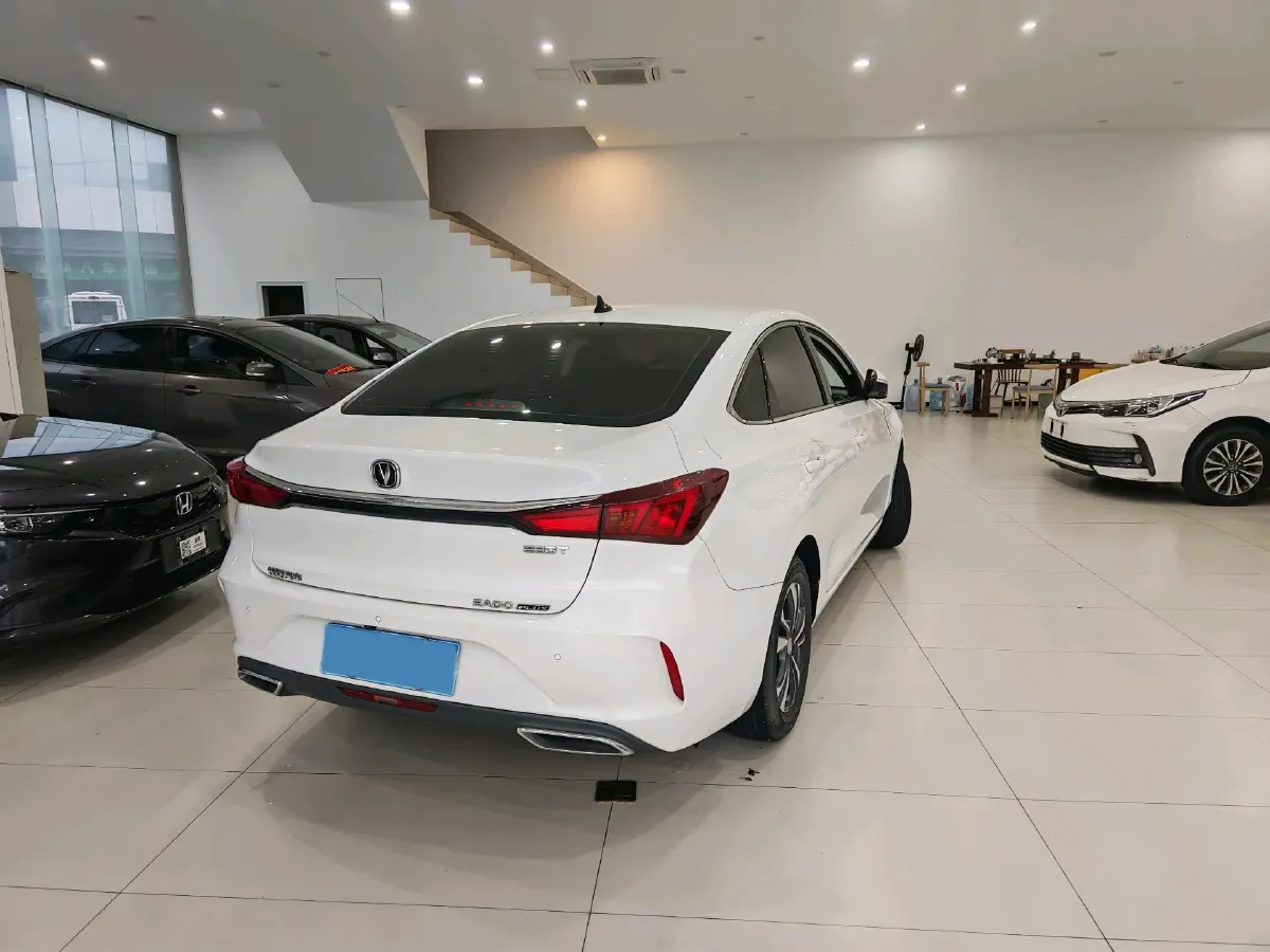 2021 ChangAn Eado 1.4T 160HP L4 7DCT,autocango,china used car exporter,china ev exporter,chinese used car exporter,chinese used ev exporter