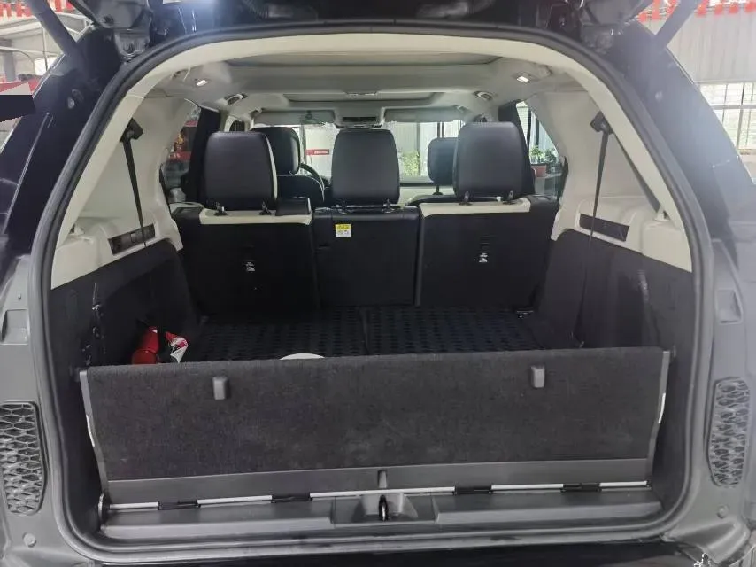 2021 Land Rover Discovery 3.0T 360HP L6 8AT,autocango,china used car exporter,china ev exporter,chinese used car exporter,chinese used ev exporter