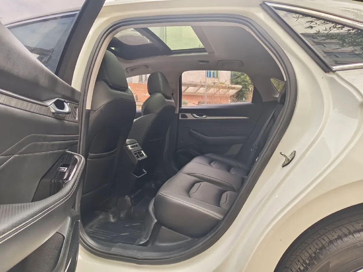 2023 Geely Preface 2.0T 190HP L4 7DCT,autocango,china used car exporter,china ev exporter,chinese used car exporter,chinese used ev exporter