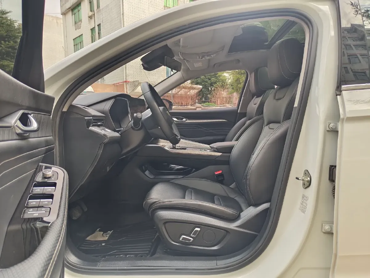 2023 Geely Preface 2.0T 190HP L4 7DCT,autocango,china used car exporter,china ev exporter,chinese used car exporter,chinese used ev exporter