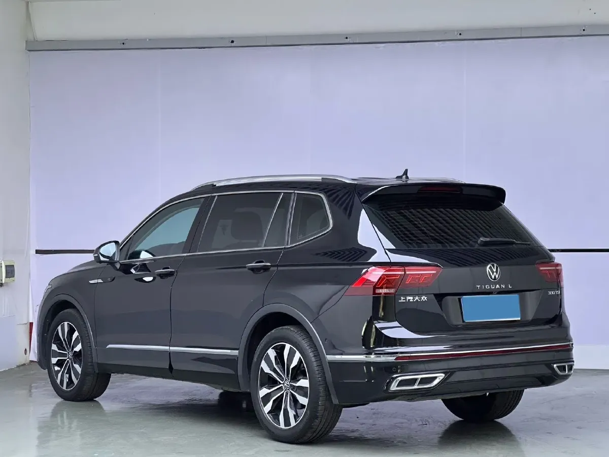 2024 Volkswagen Tiguan L 2.0T 186HP L4 7DCT,autocango,china used car exporter,china ev exporter,chinese used car exporter,chinese used ev exporter