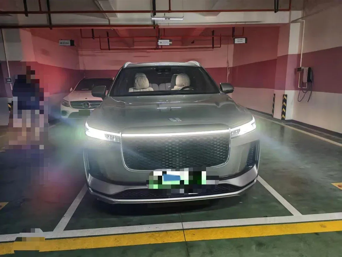 2020 Li ONE Range Extended 131HP REEV 40.5KWH,autocango,china used car exporter,china ev exporter,chinese used car exporter,chinese used ev exporter