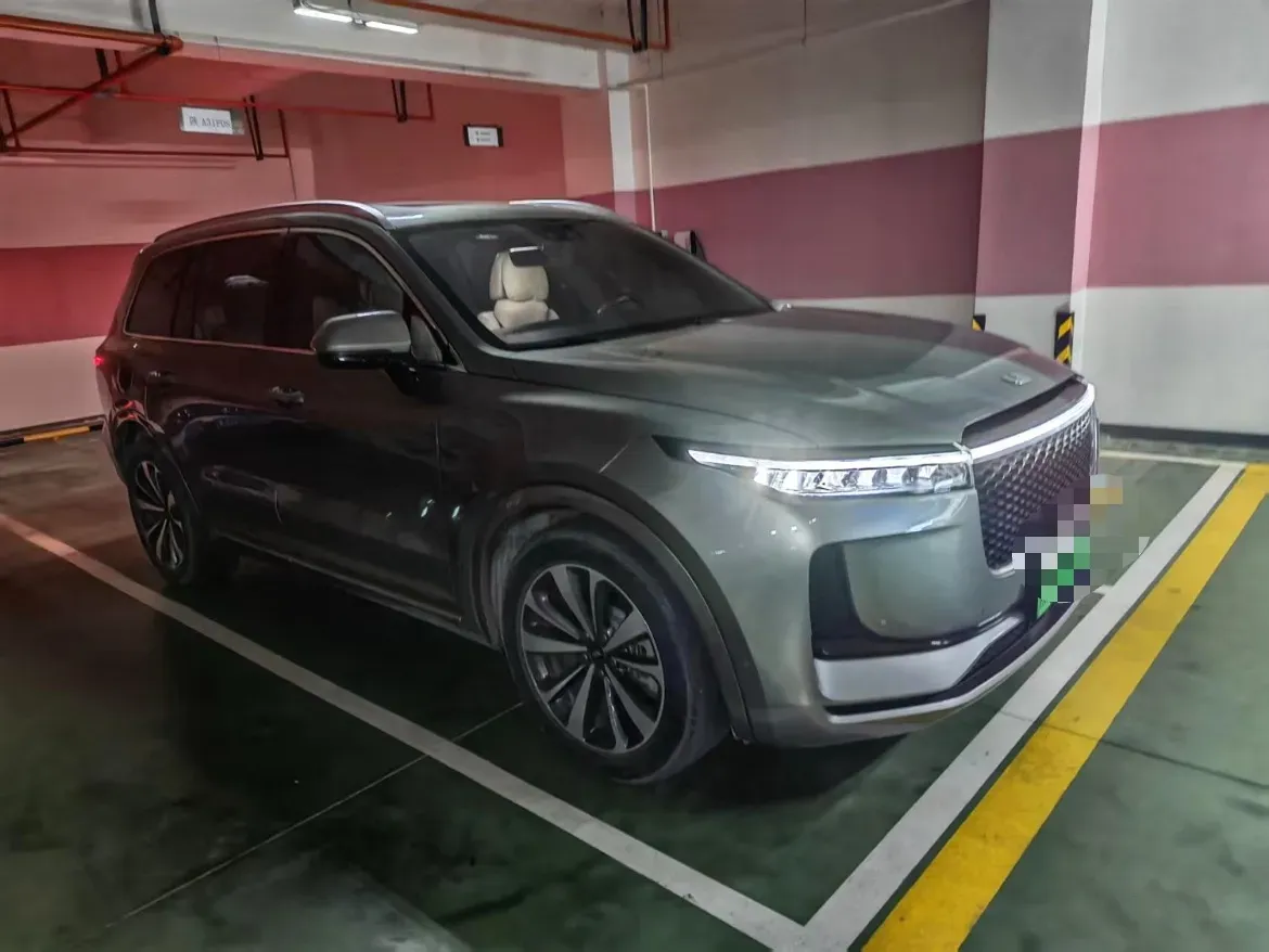 2020 Li ONE Range Extended 131HP REEV 40.5KWH,autocango,china used car exporter,china ev exporter,chinese used car exporter,chinese used ev exporter