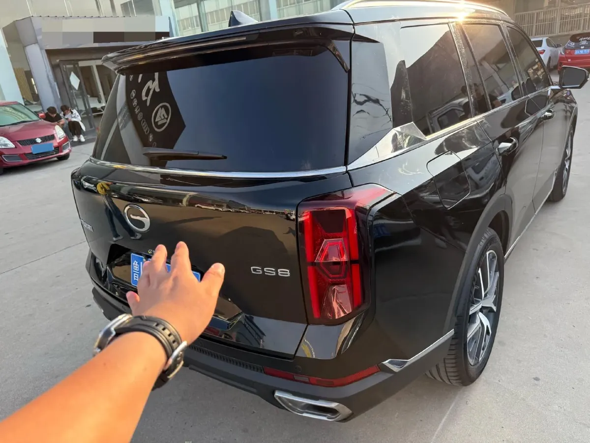 2025 GAC Trumpchi GS8 2.0T 252HP L4 8AT,autocango,china used car exporter,china ev exporter,chinese used car exporter,chinese used ev exporter