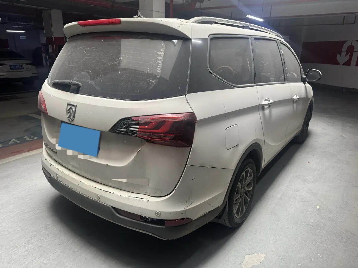 2019 BaoJun 730 1.5T 147HP L4 CVT,autocango,china used car exporter,china ev exporter,chinese used car exporter,chinese used ev exporter