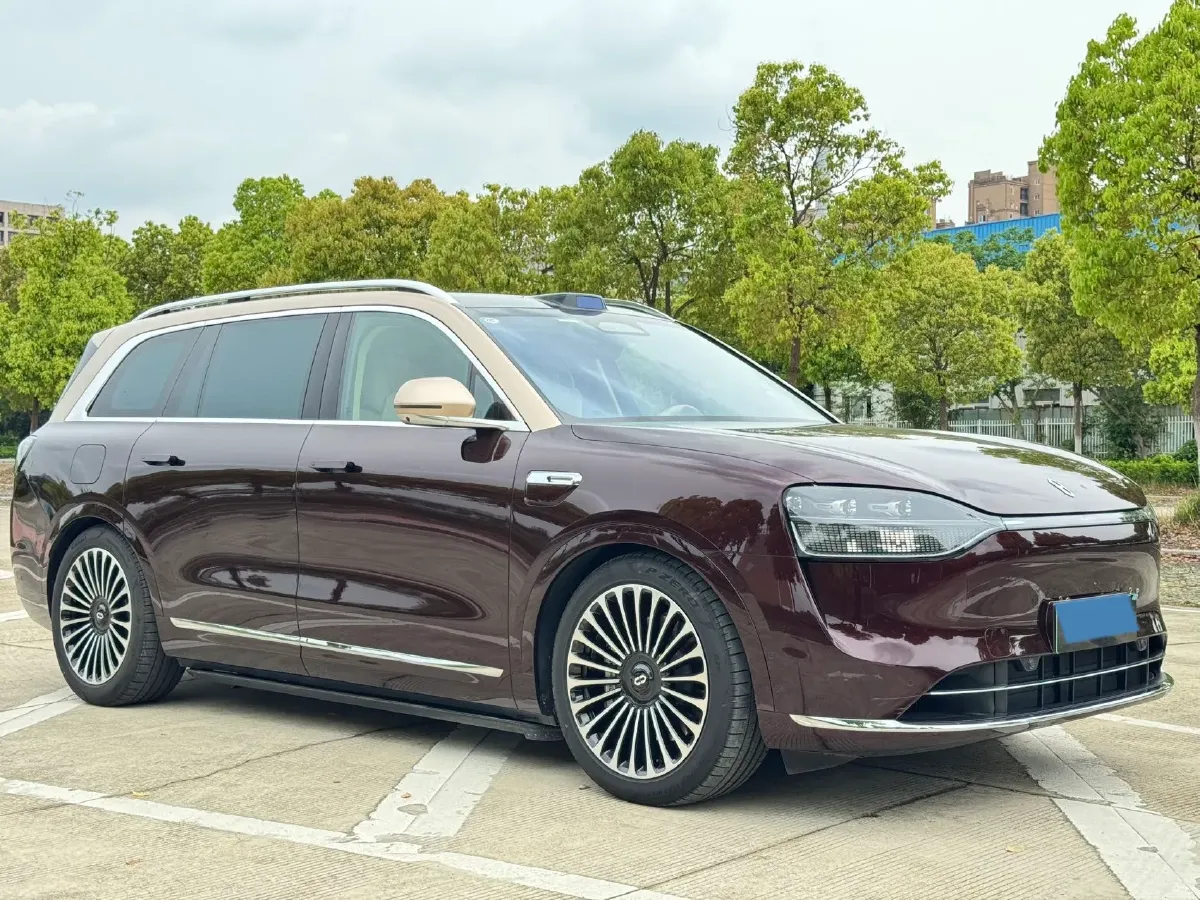 2025 AITO AITO M9 REEV 160HP REEV 52KWH,autocango,china used car exporter,china ev exporter,chinese used car exporter,chinese used ev exporter