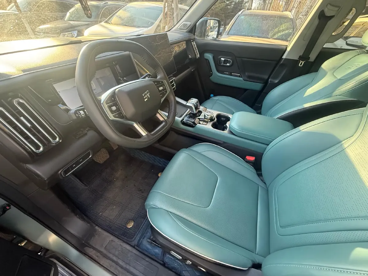 2025 Jetour Traveller 2.0T 254HP L4 7DCT,autocango,china used car exporter,china ev exporter,chinese used car exporter,chinese used ev exporter