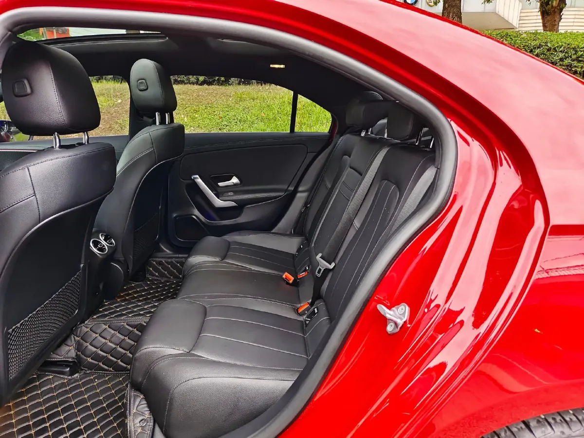 2023 Mercedes-Benz A Class 1.3T 163HP L4 7DCT,autocango,china used car exporter,china ev exporter,chinese used car exporter,chinese used ev exporter