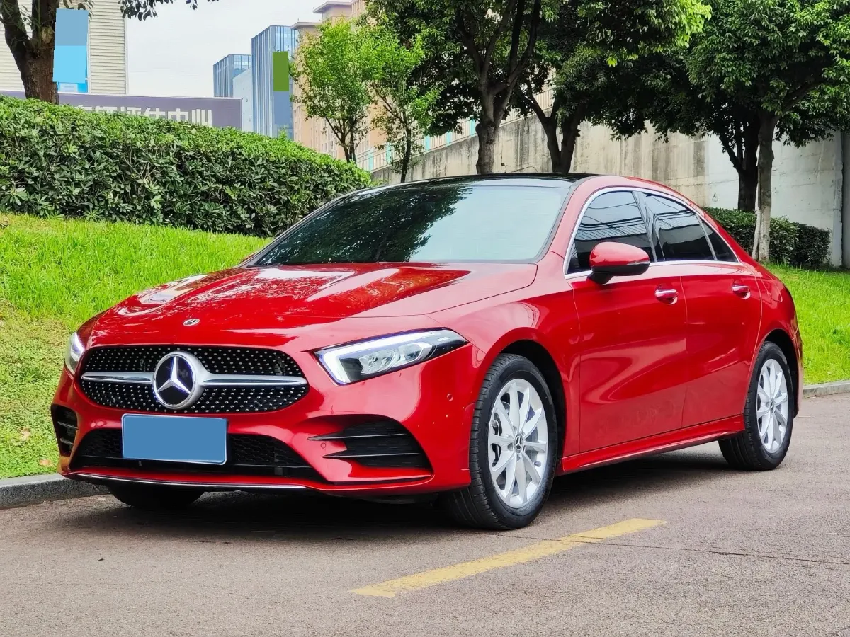 2023 Mercedes-Benz A Class 1.3T 163HP L4 7DCT,autocango,china used car exporter,china ev exporter,chinese used car exporter,chinese used ev exporter