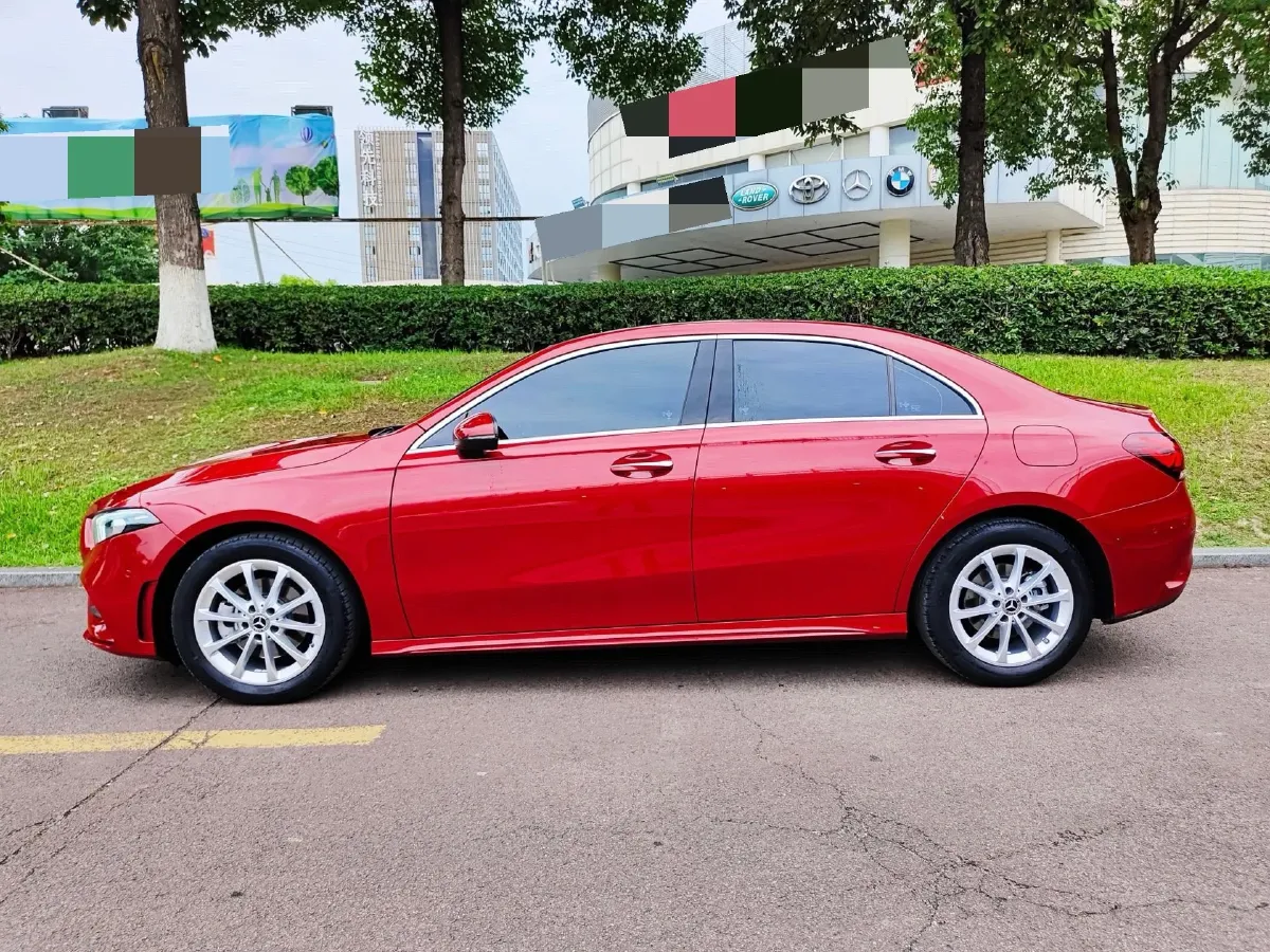 2023 Mercedes-Benz A Class 1.3T 163HP L4 7DCT,autocango,china used car exporter,china ev exporter,chinese used car exporter,chinese used ev exporter