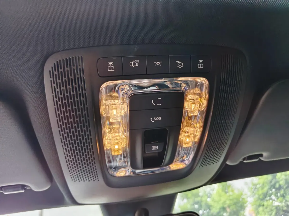 2023 Mercedes-Benz A Class 1.3T 163HP L4 7DCT,autocango,china used car exporter,china ev exporter,chinese used car exporter,chinese used ev exporter