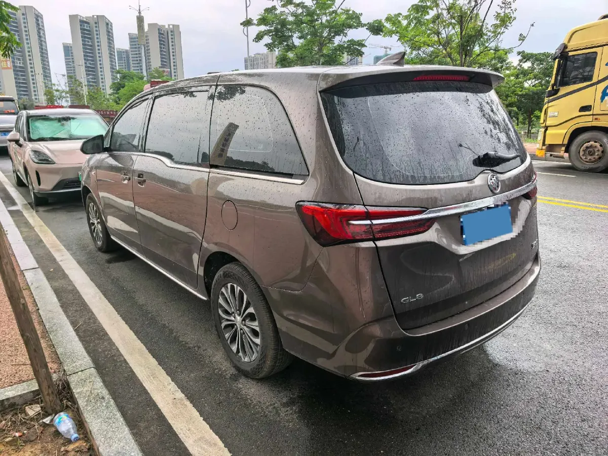 2023 Buick GL8 2.0T 237HP L4 9AT,autocango,china used car exporter,china ev exporter,chinese used car exporter,chinese used ev exporter
