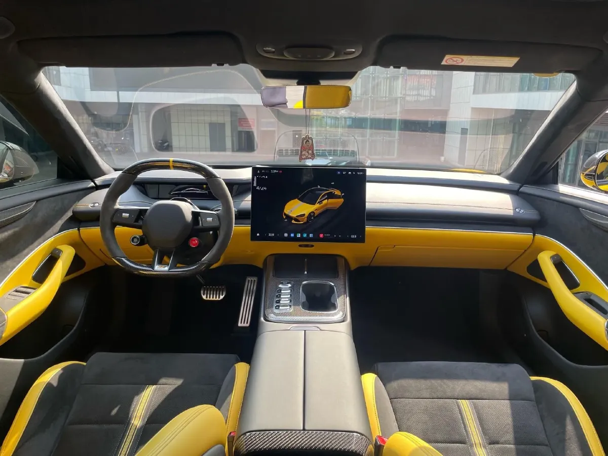 2025 MI SU7 Ultra BEV 93.7KWH,autocango,china used car exporter,china ev exporter,chinese used car exporter,chinese used ev exporter