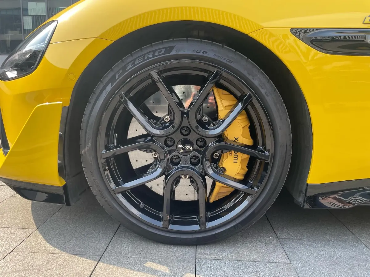 2025 MI SU7 Ultra BEV 93.7KWH,autocango,china used car exporter,china ev exporter,chinese used car exporter,chinese used ev exporter