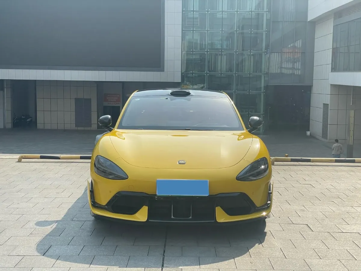 2025 MI SU7 Ultra BEV 93.7KWH,autocango,china used car exporter,china ev exporter,chinese used car exporter,chinese used ev exporter