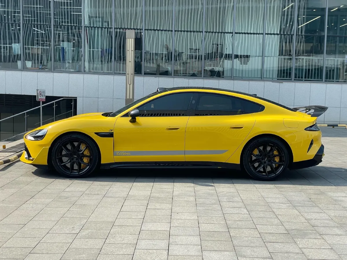 2025 MI SU7 Ultra BEV 93.7KWH,autocango,china used car exporter,china ev exporter,chinese used car exporter,chinese used ev exporter