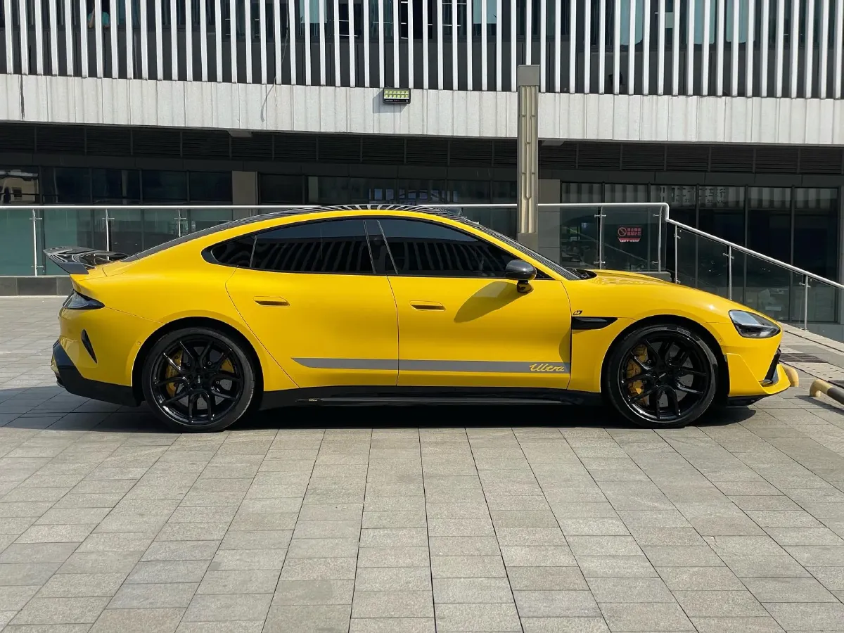 2025 MI SU7 Ultra BEV 93.7KWH,autocango,china used car exporter,china ev exporter,chinese used car exporter,chinese used ev exporter