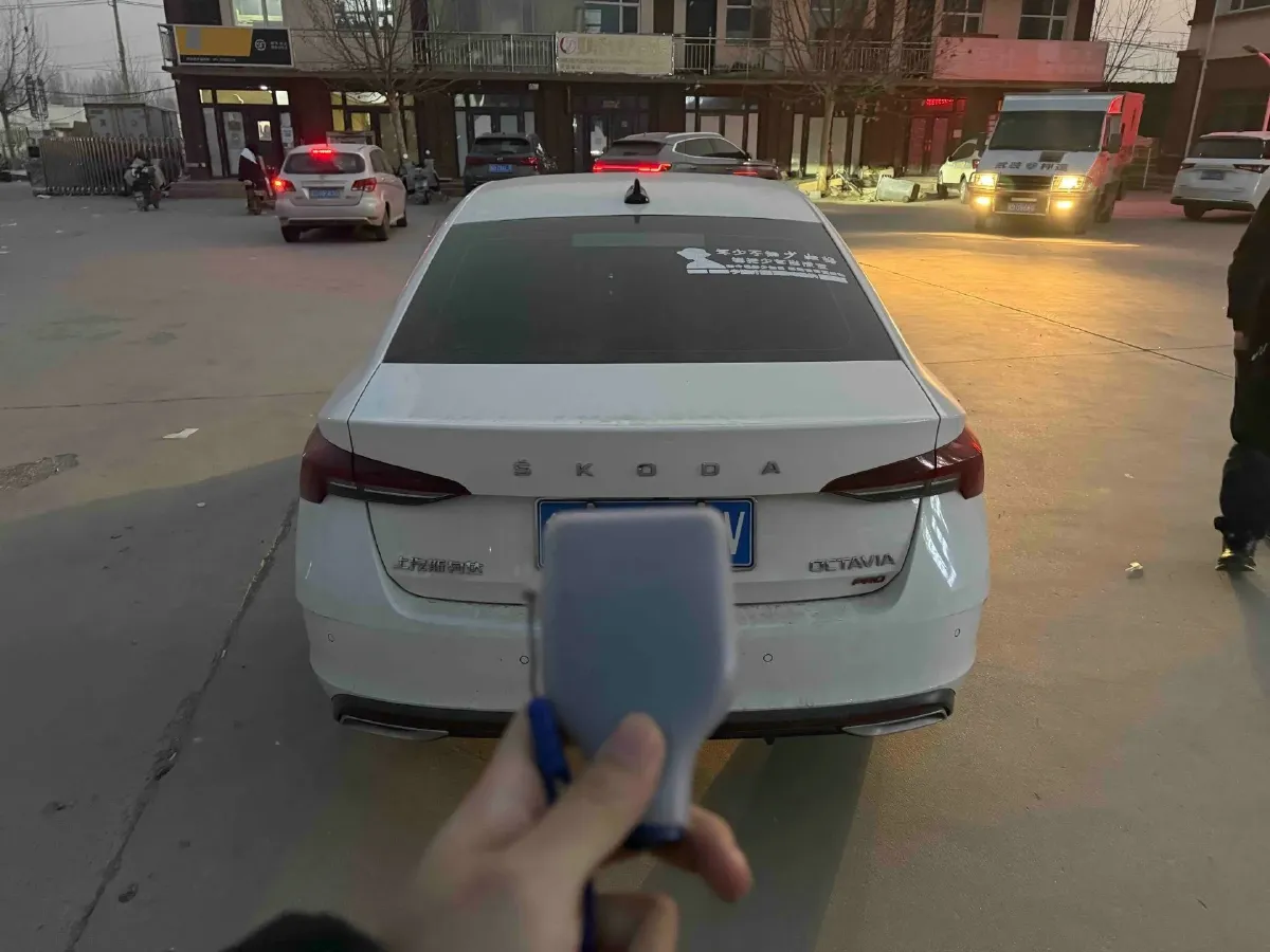 2022 Skoda Octavia 1.4T 150HP L4 7DCT,autocango,china used car exporter,china ev exporter,chinese used car exporter,chinese used ev exporter