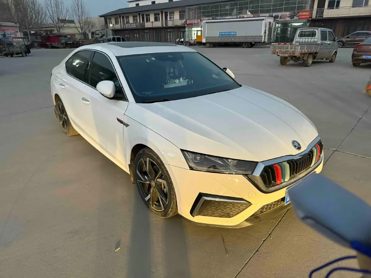 2022 Skoda Octavia 1.4T 150HP L4 7DCT,autocango,china used car exporter,china ev exporter,chinese used car exporter,chinese used ev exporter