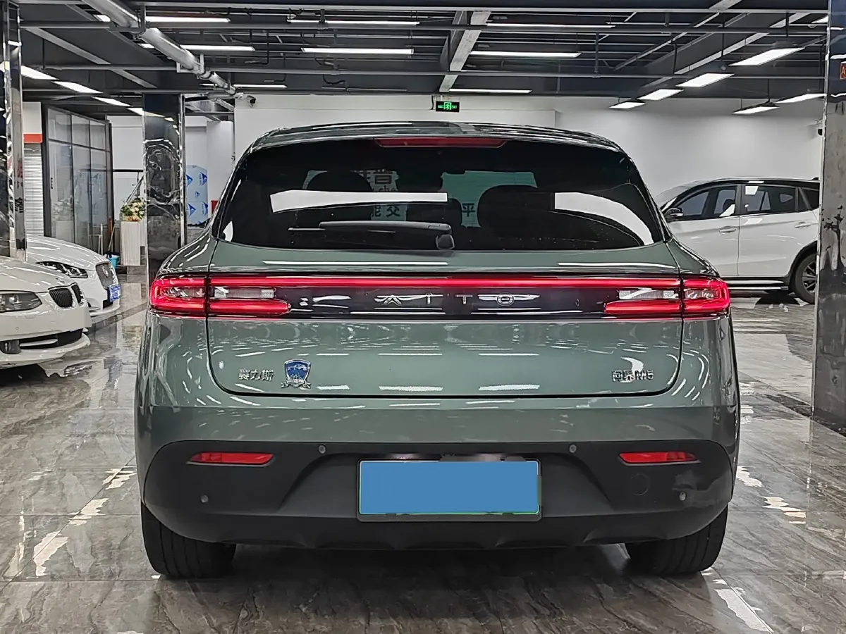 2022 AITO AITO M5 Range Extended 125HP REEV 40KWH,autocango,china used car exporter,china ev exporter,chinese used car exporter,chinese used ev exporter