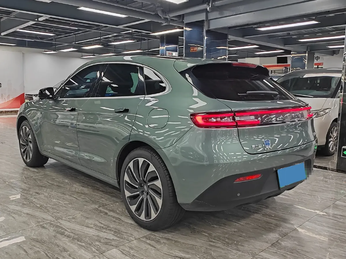 2022 AITO AITO M5 Range Extended 125HP REEV 40KWH,autocango,china used car exporter,china ev exporter,chinese used car exporter,chinese used ev exporter