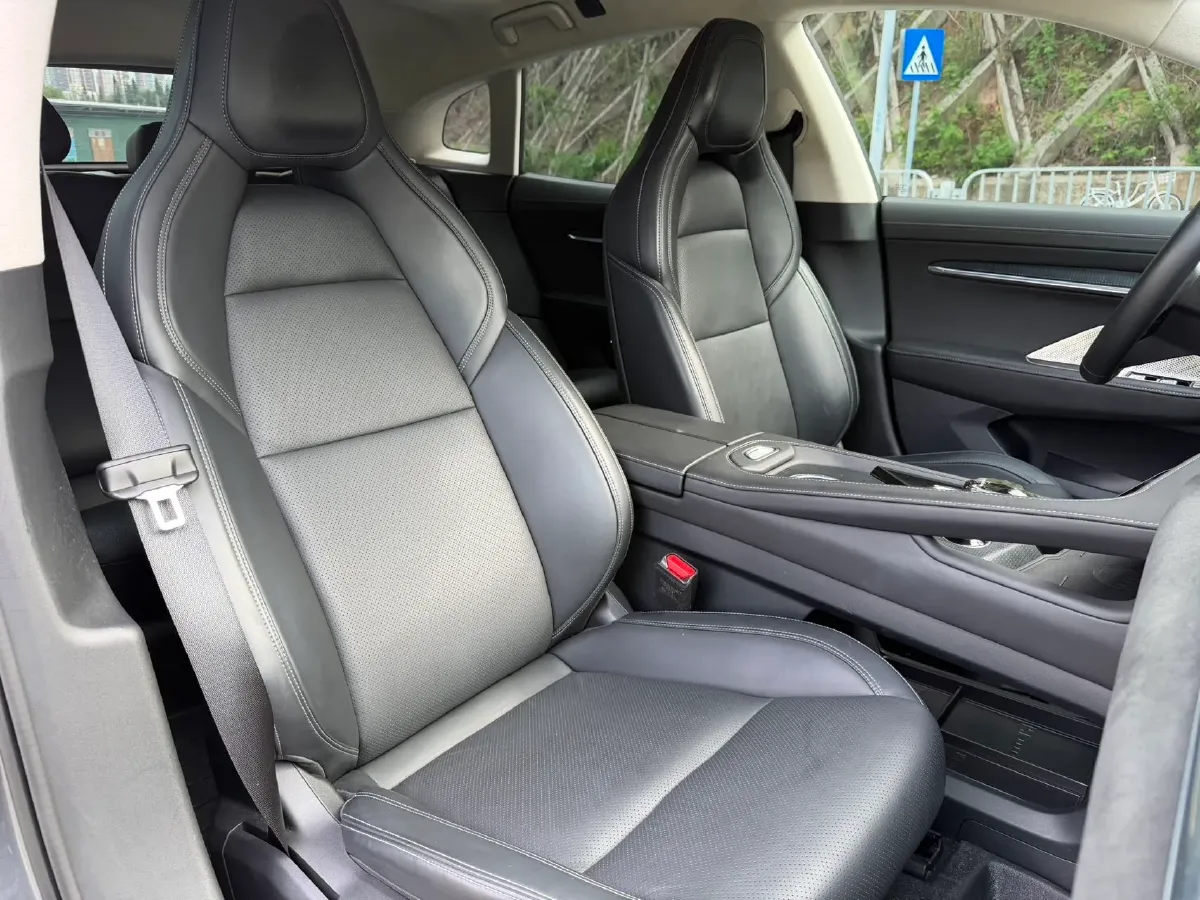 2022 Zeekr 001 BEV 100KWH,autocango,china used car exporter,china ev exporter,chinese used car exporter,chinese used ev exporter