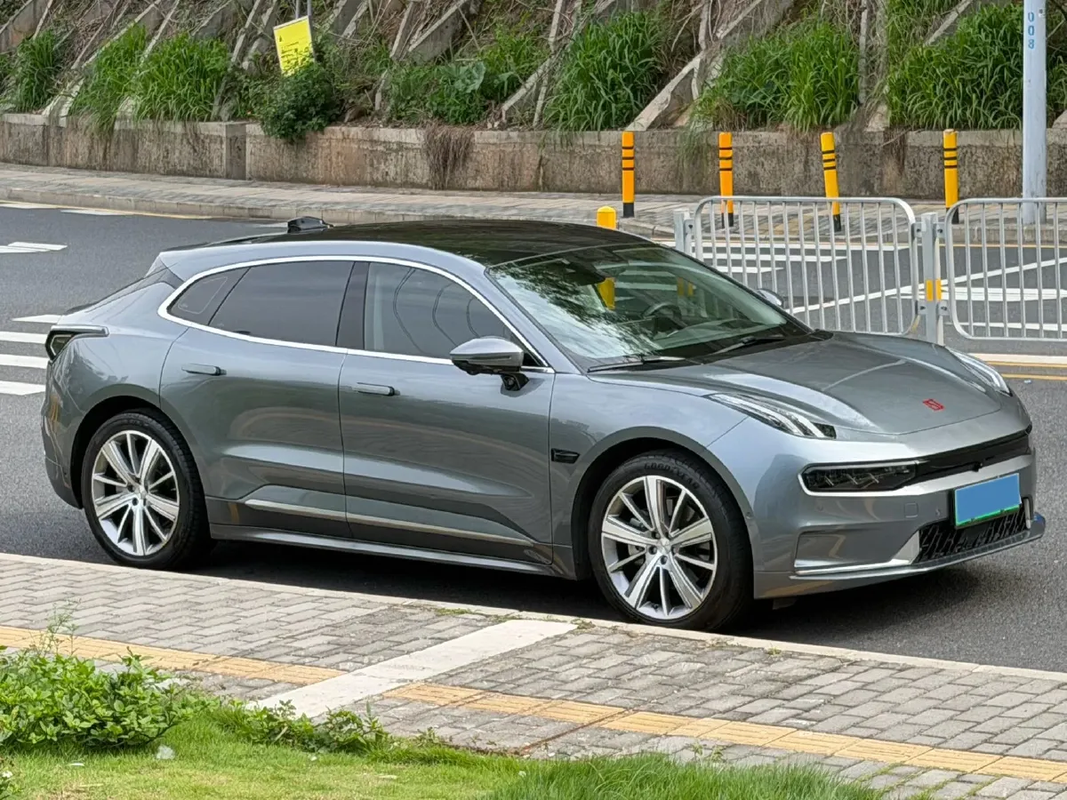 2022 Zeekr 001 BEV 100KWH,autocango,china used car exporter,china ev exporter,chinese used car exporter,chinese used ev exporter
