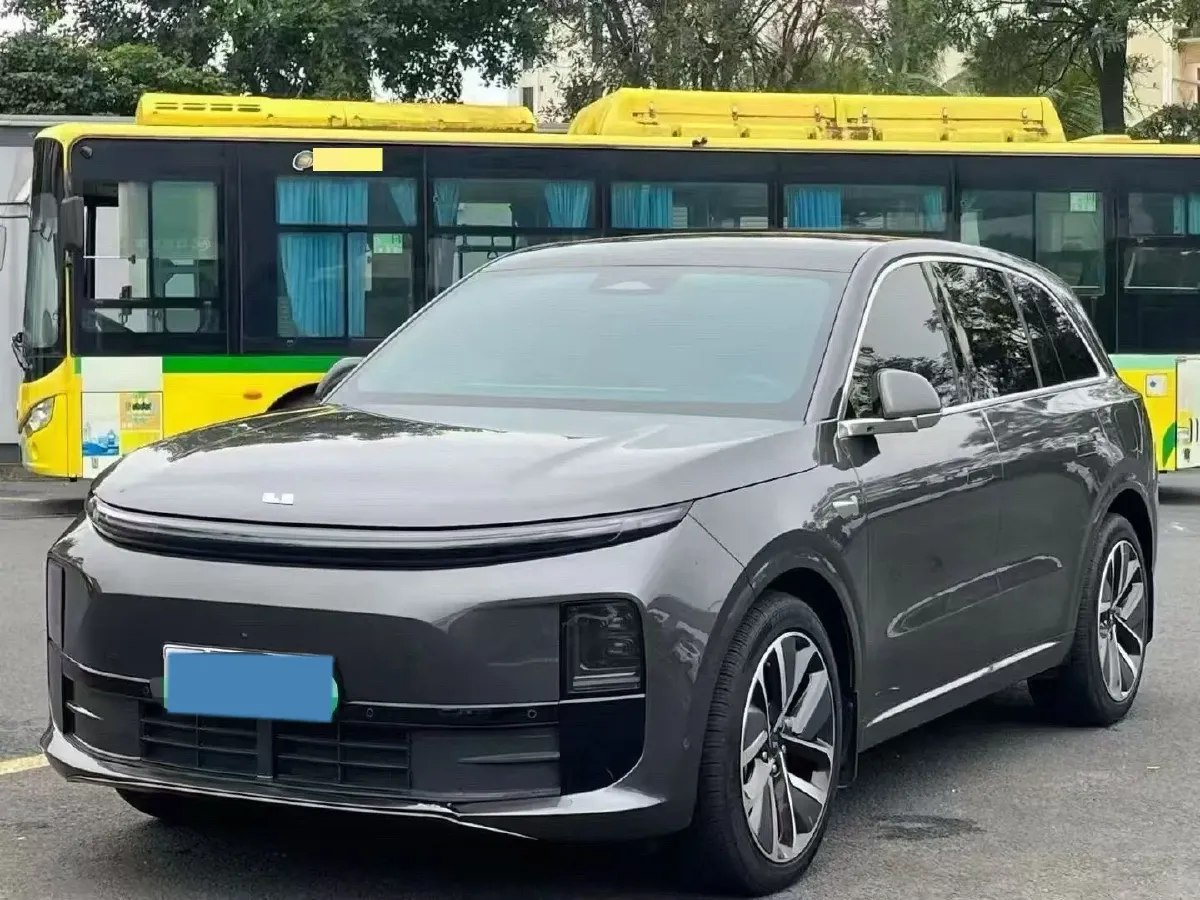 2024 Li L6 Range Extended 154HP L4 REEV 36.8KWH,autocango,china used car exporter,china ev exporter,chinese used car exporter,chinese used ev exporter
