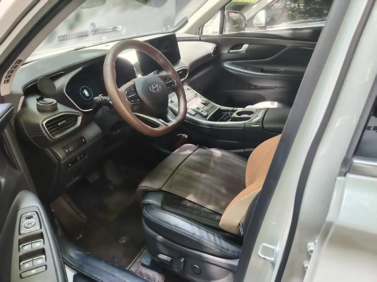 2023 Hyundai Santafe 2.0T 230HP L4 8AT,autocango,china used car exporter,china ev exporter,chinese used car exporter,chinese used ev exporter