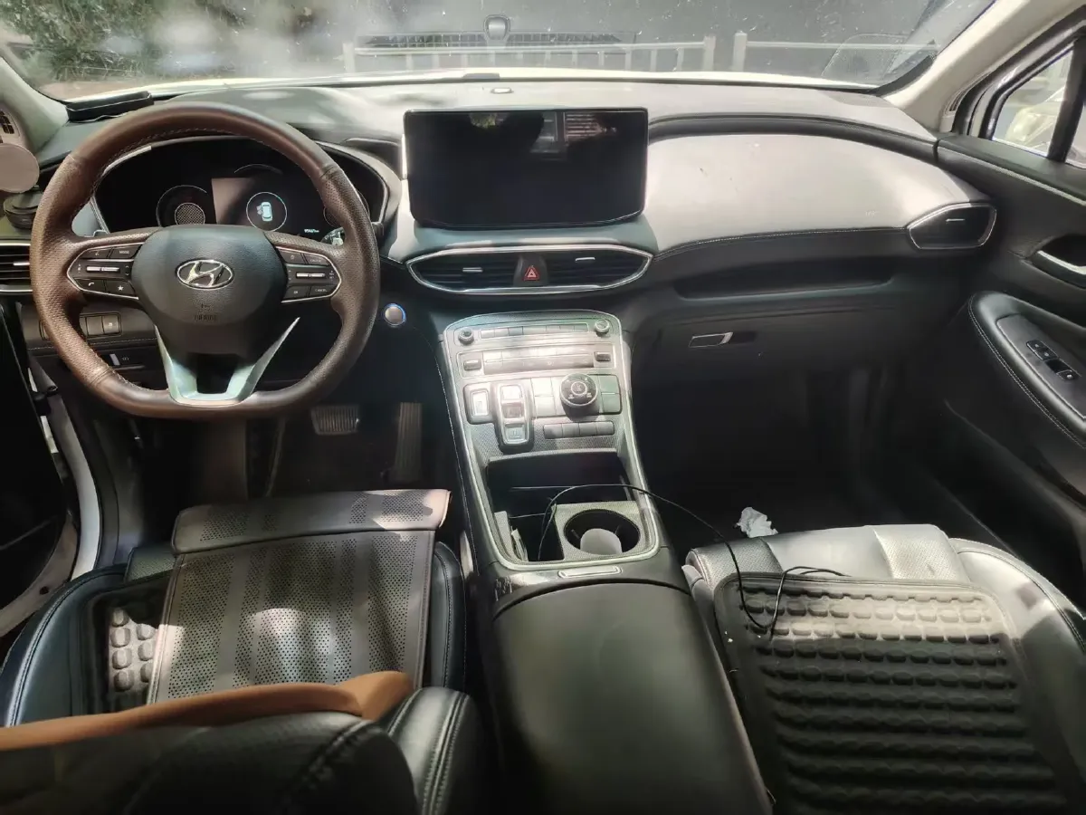 2023 Hyundai Santafe 2.0T 230HP L4 8AT,autocango,china used car exporter,china ev exporter,chinese used car exporter,chinese used ev exporter