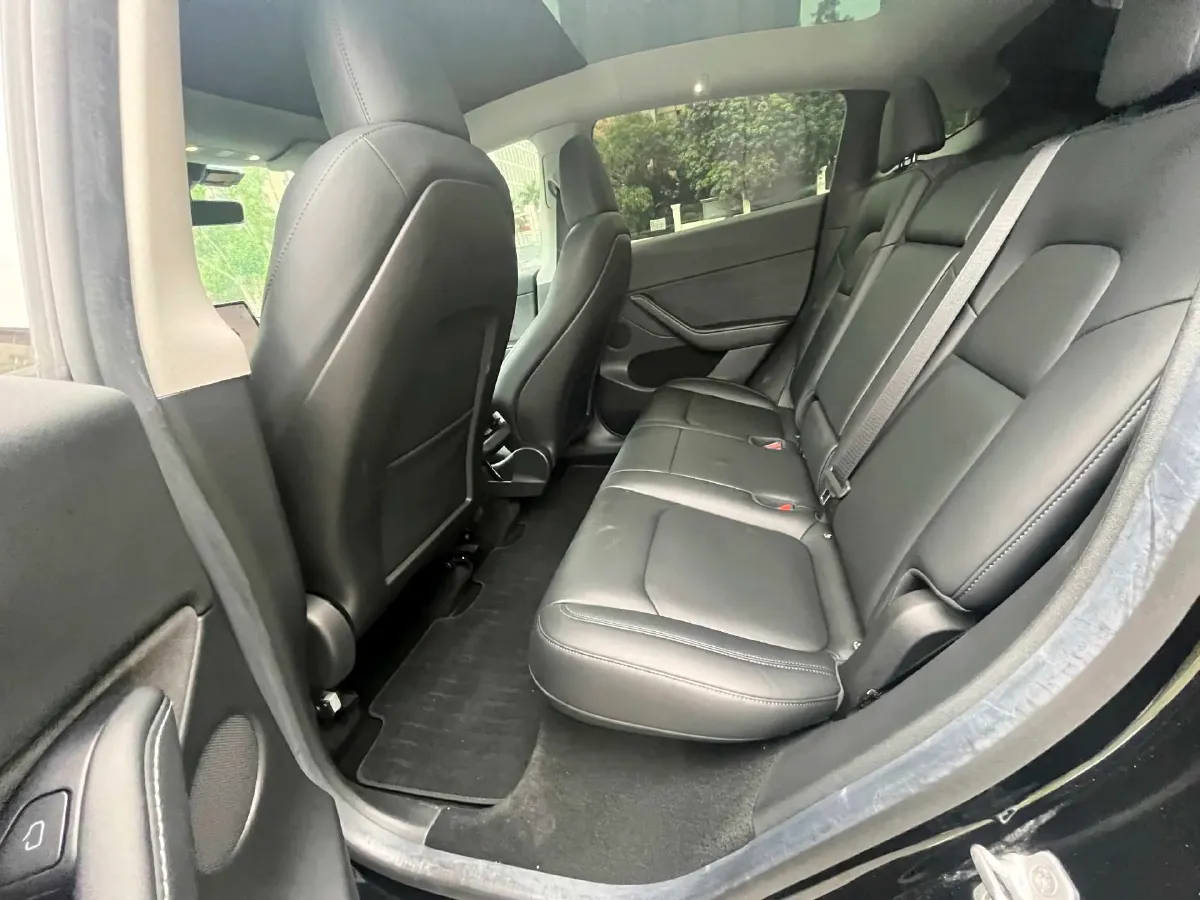 2022 Tesla Model Y BEV 60KWH,autocango,china used car exporter,china ev exporter,chinese used car exporter,chinese used ev exporter