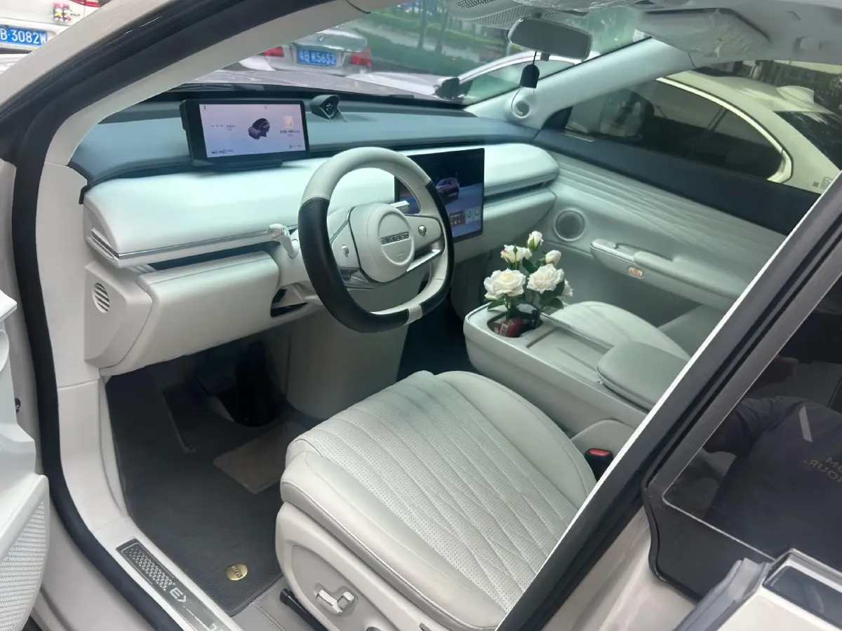 2025 Exceed Sterra ET REEV 156HP REEV,autocango,china used car exporter,china ev exporter,chinese used car exporter,chinese used ev exporter