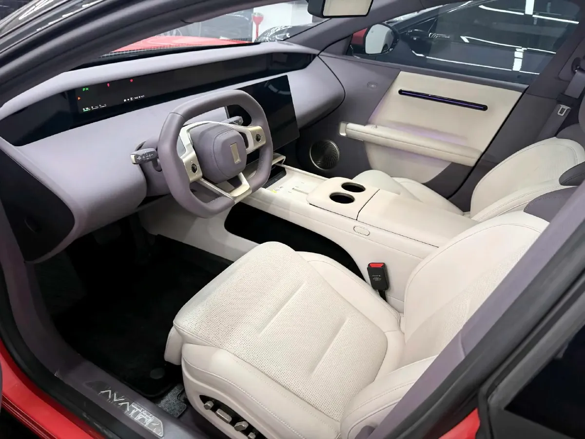 2025 Avatr 06 REEV 156HP REEV,autocango,china used car exporter,china ev exporter,chinese used car exporter,chinese used ev exporter