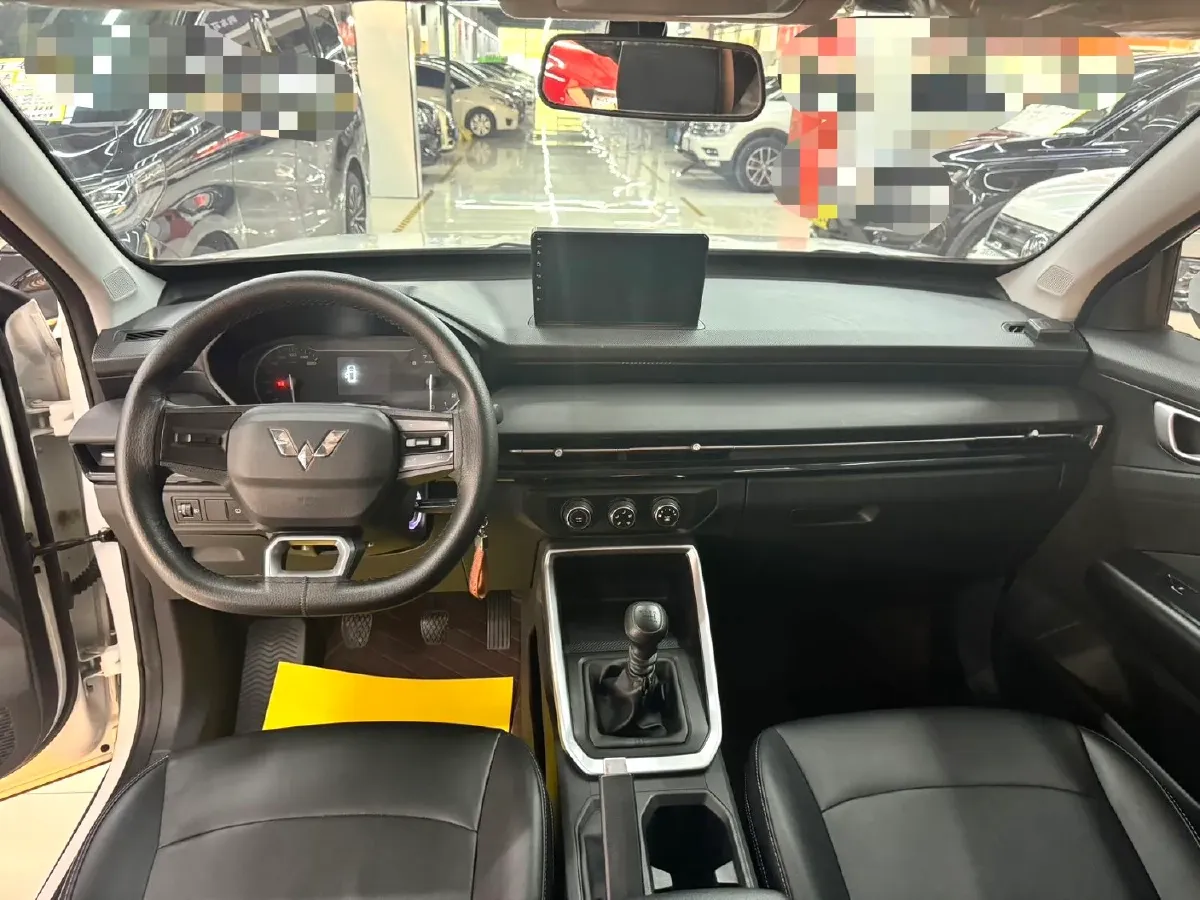 2022 WuLing XingChi 1.5L 99HP L4 6MT,autocango,china used car exporter,china ev exporter,chinese used car exporter,chinese used ev exporter