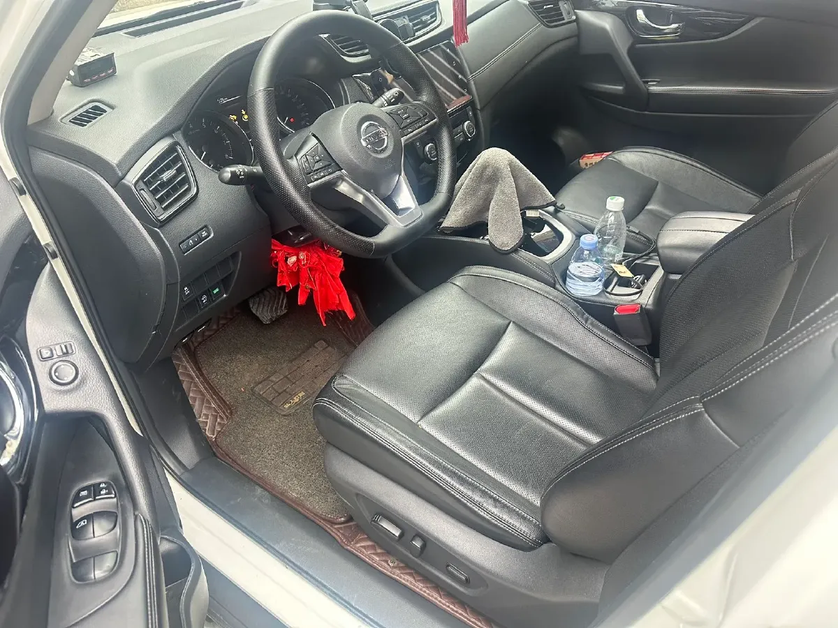 2020 Nissan X-Trail 2.0L 154HP L4 CVT,autocango,china used car exporter,china ev exporter,chinese used car exporter,chinese used ev exporter