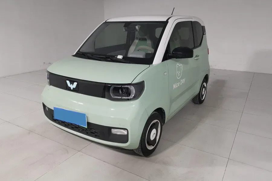 2021 WuLing HongGuang MINI EV BEV 13.9KWH,autocango,china used car exporter,china ev exporter,chinese used car exporter,chinese used ev exporter