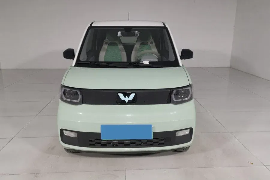 2021 WuLing HongGuang MINI EV BEV 13.9KWH,autocango,china used car exporter,china ev exporter,chinese used car exporter,chinese used ev exporter