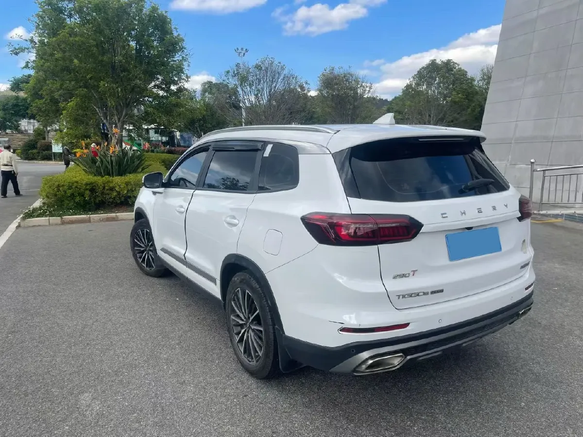 2021 Chery Tiggo 8 Plus 1.6T 197HP L4 7DCT,autocango,china used car exporter,china ev exporter,chinese used car exporter,chinese used ev exporter