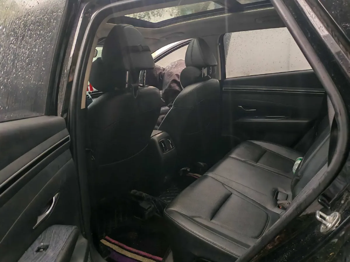 2021 Hyundai Tucson 1.5T 200HP L4 7DCT,autocango,china used car exporter,china ev exporter,chinese used car exporter,chinese used ev exporter