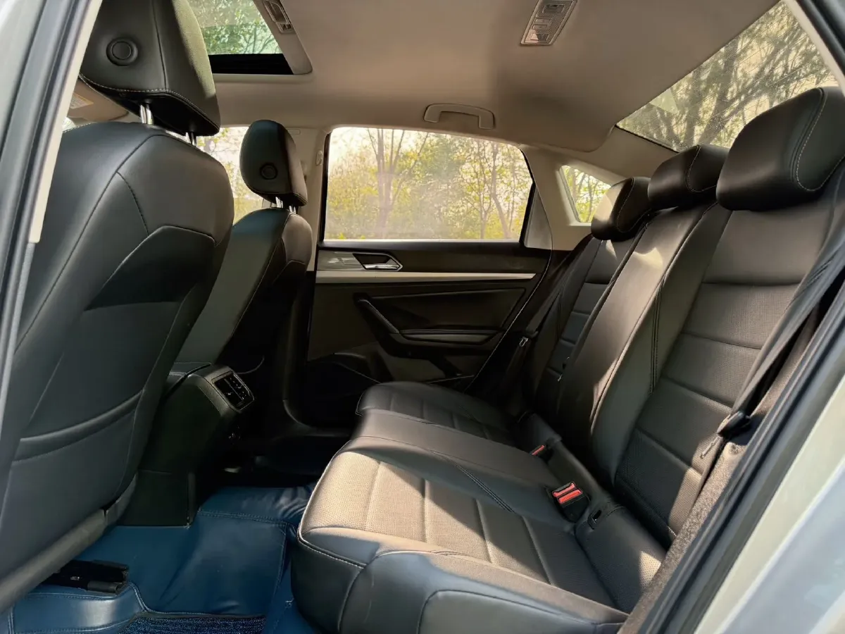 2019 Volkswagen Lavida 1.5L 113HP L4 6AT,autocango,china used car exporter,china ev exporter,chinese used car exporter,chinese used ev exporter