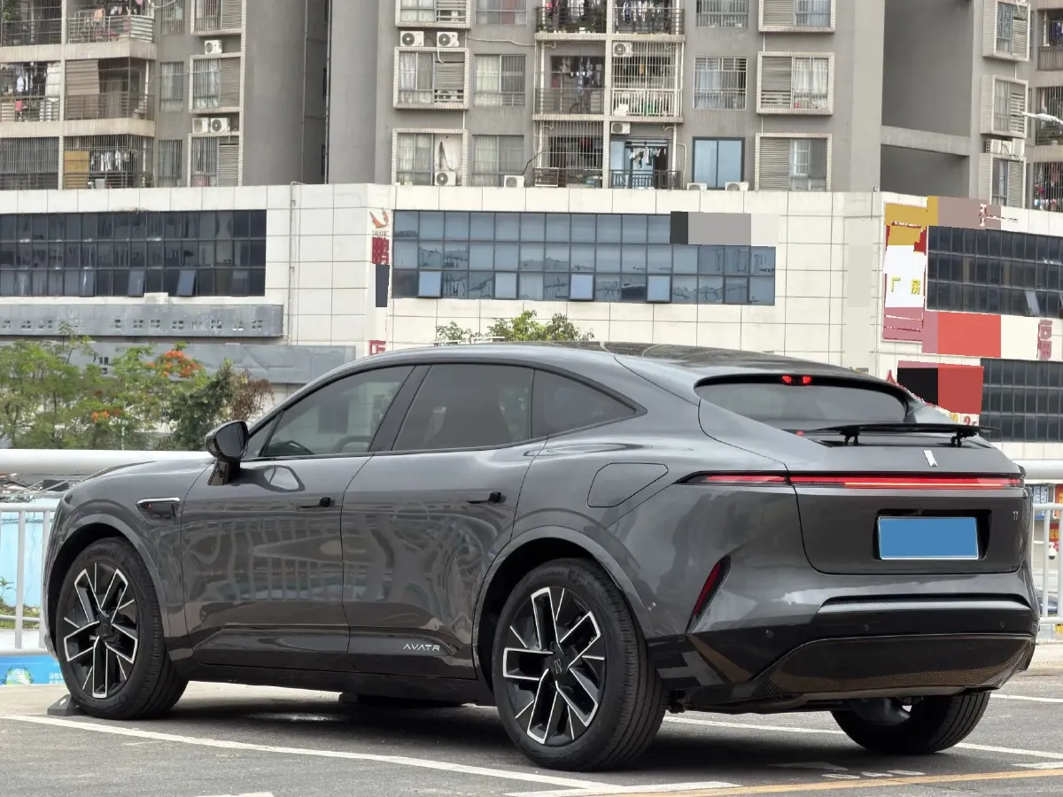 2025 Avatr 11 1.5T 156HP L4 REEV,autocango,china used car exporter,china ev exporter,chinese used car exporter,chinese used ev exporter