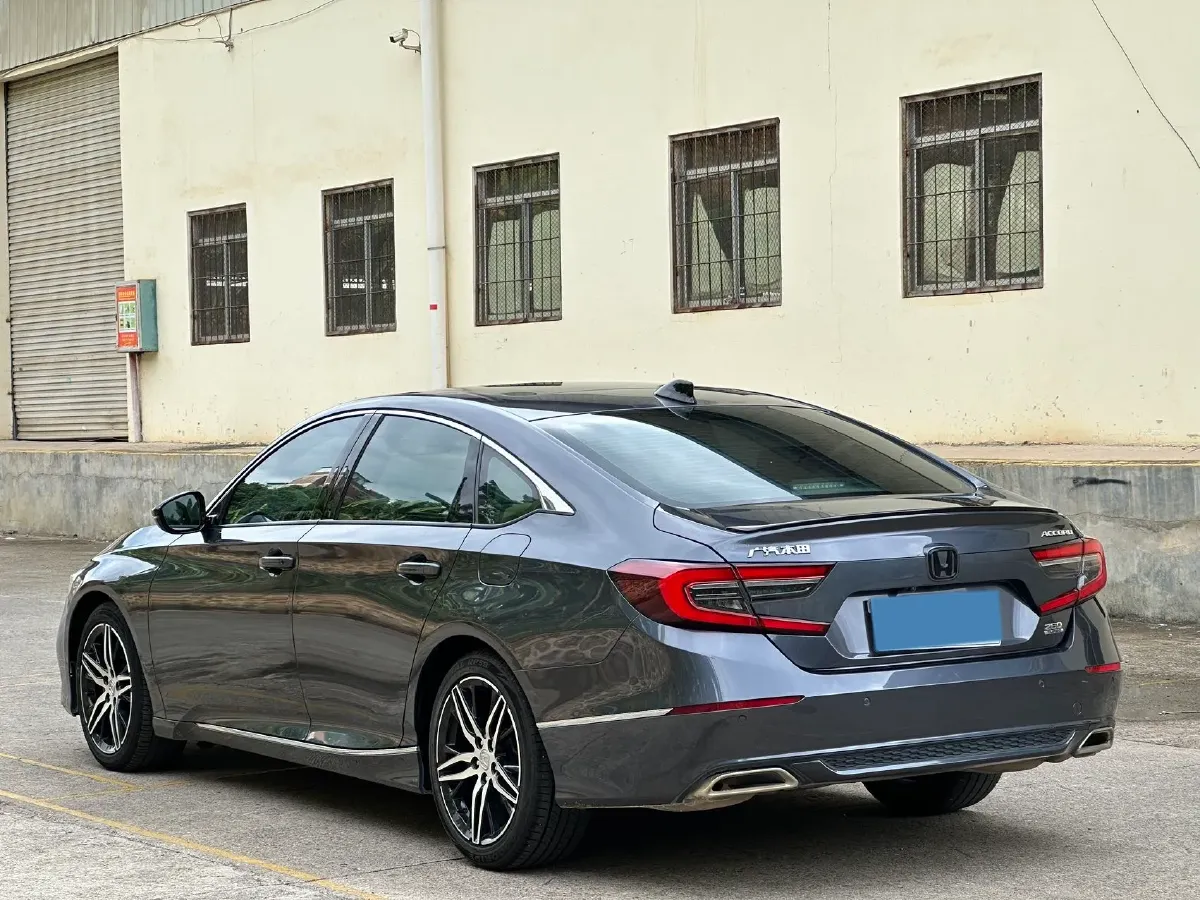 2022 Honda Accord 1.5T 194HP L4 CVT,autocango,china used car exporter,china ev exporter,chinese used car exporter,chinese used ev exporter