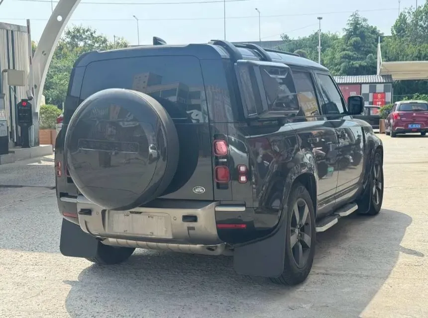 2024 Land Rover Defender 3.0T 400HP L6 8AT,autocango,china used car exporter,china ev exporter,chinese used car exporter,chinese used ev exporter