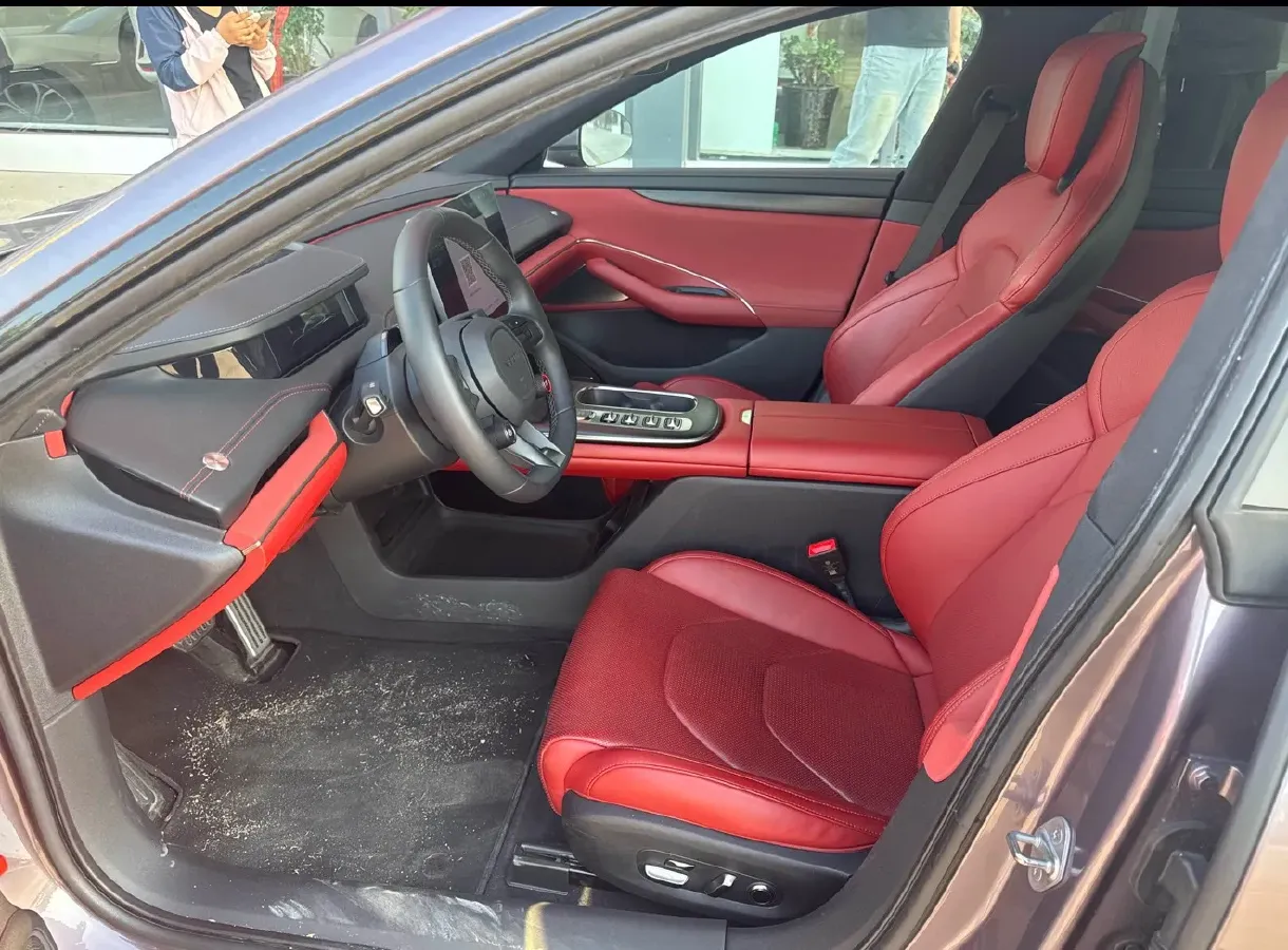 2024 MI SU7 BEV 101KWH,autocango,china used car exporter,china ev exporter,chinese used car exporter,chinese used ev exporter