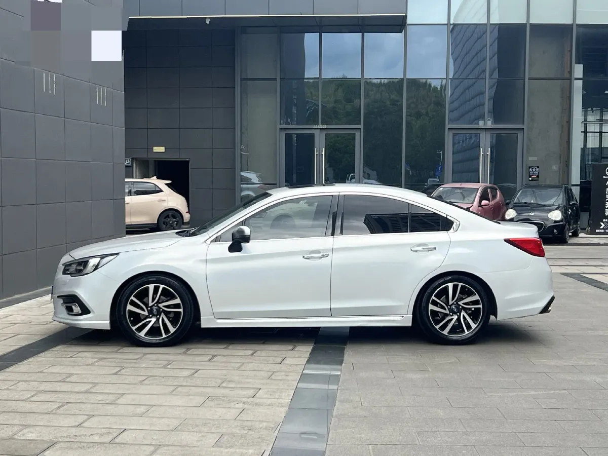 2018 Isuzu Mu-X 3.0T 177HP L4 6AT,autocango,china used car exporter,china ev exporter,chinese used car exporter,chinese used ev exporter