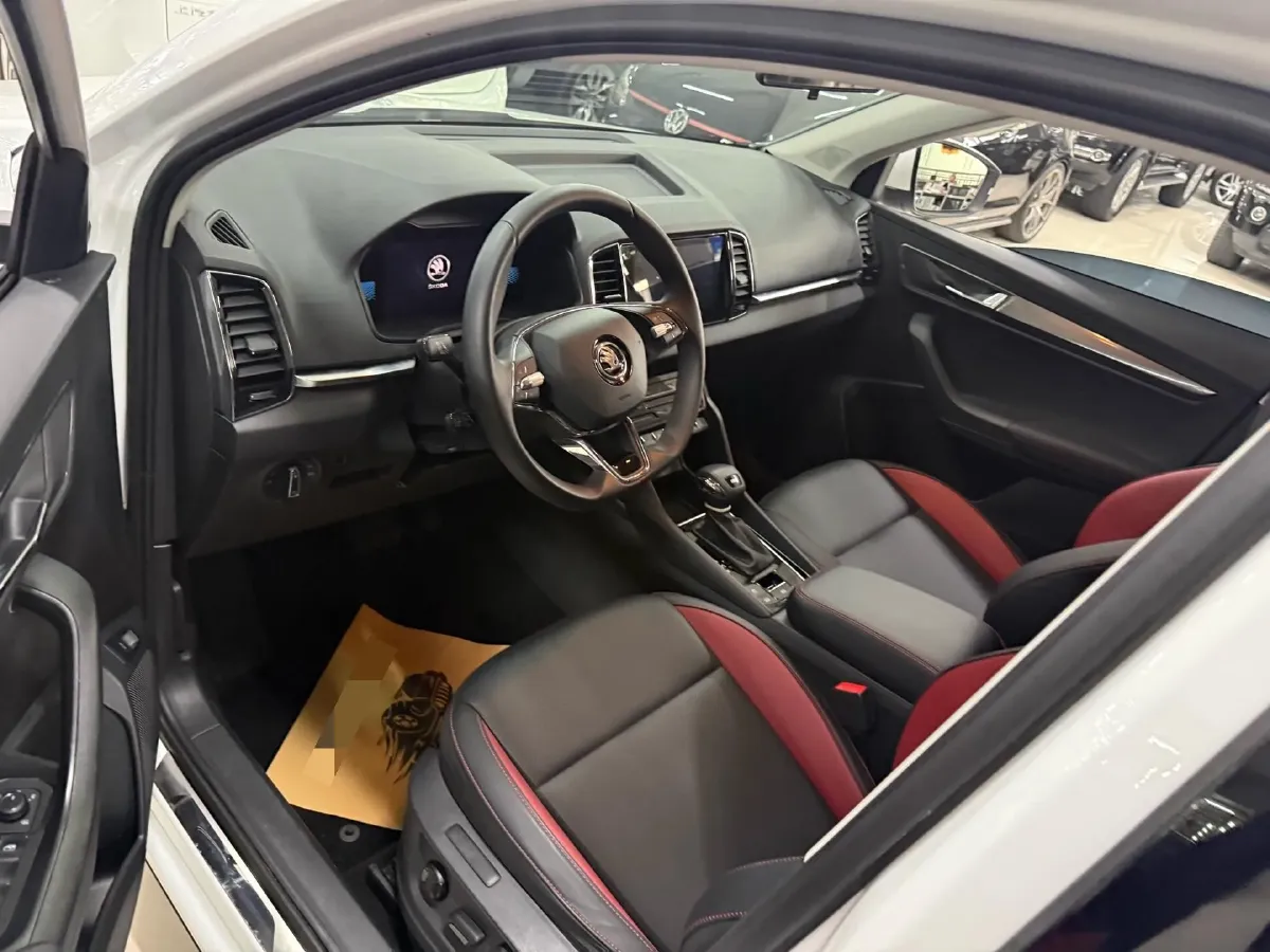 2023 Skoda Karoq 1.4T 150HP L4 7DCT,autocango,china used car exporter,china ev exporter,chinese used car exporter,chinese used ev exporter
