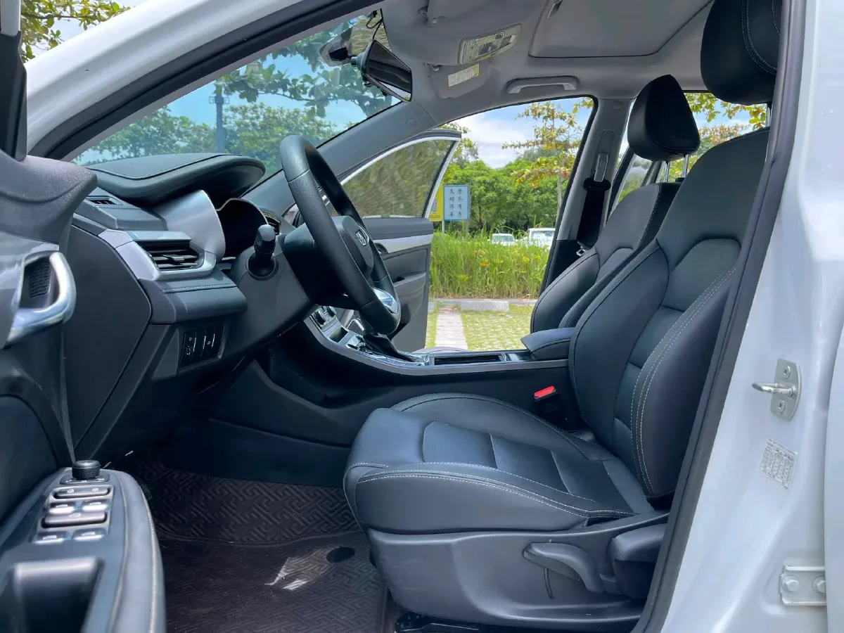 2020 Geely Emgrand 1.5L 109HP L4 CVT,autocango,china used car exporter,china ev exporter,chinese used car exporter,chinese used ev exporter